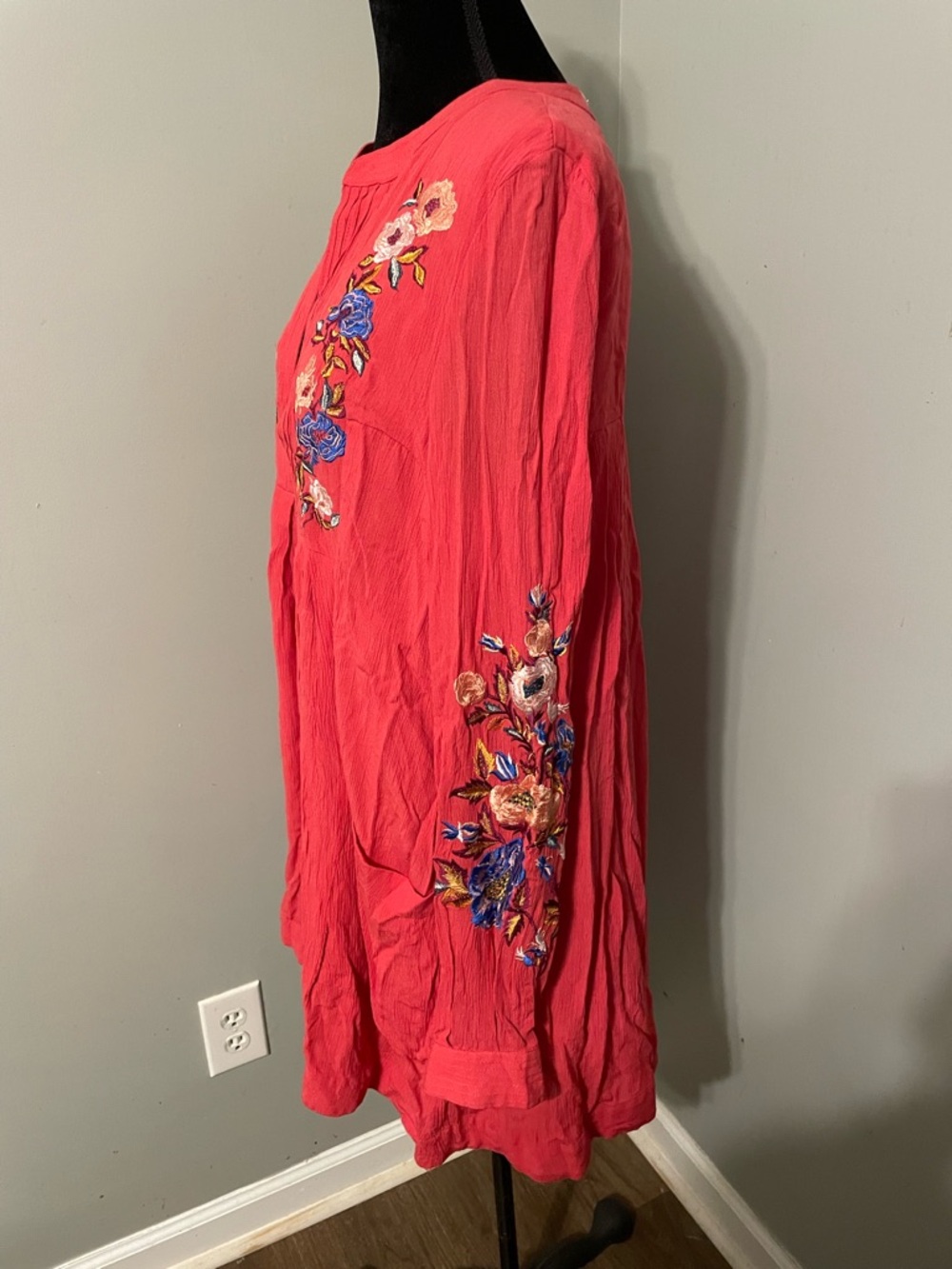 NWT Free People Bohemian Coral Embroidered Long-Sleeve Dress - Picture 4 of 8